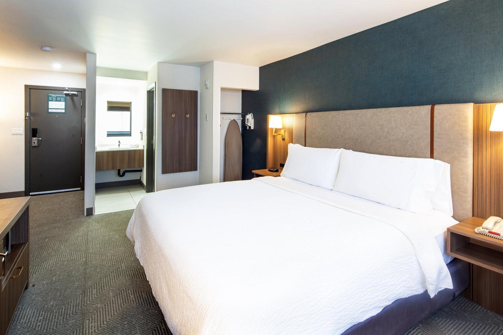 Holiday Inn Hinton By Ihg Buitenkant foto