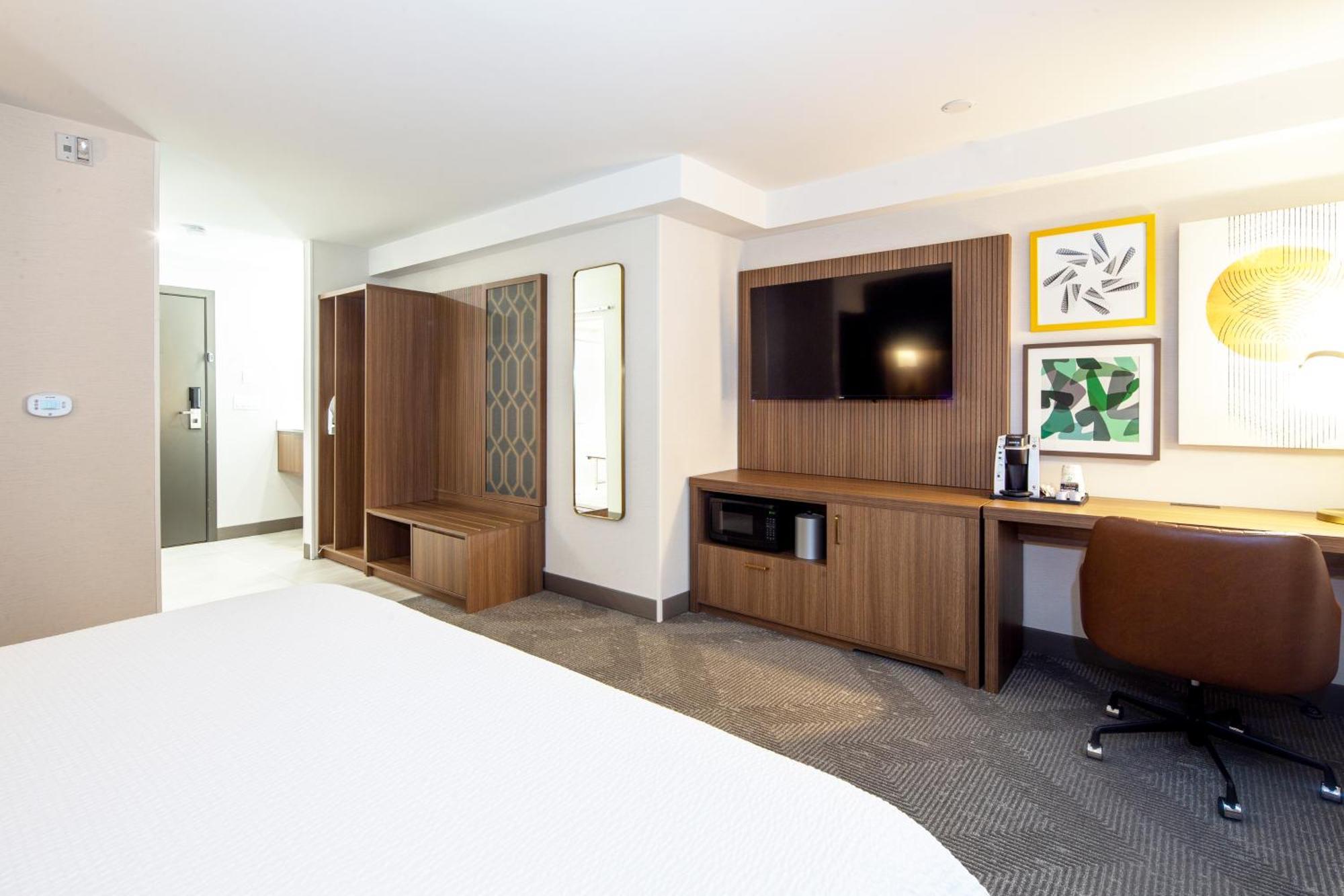 Holiday Inn Hinton By Ihg Buitenkant foto