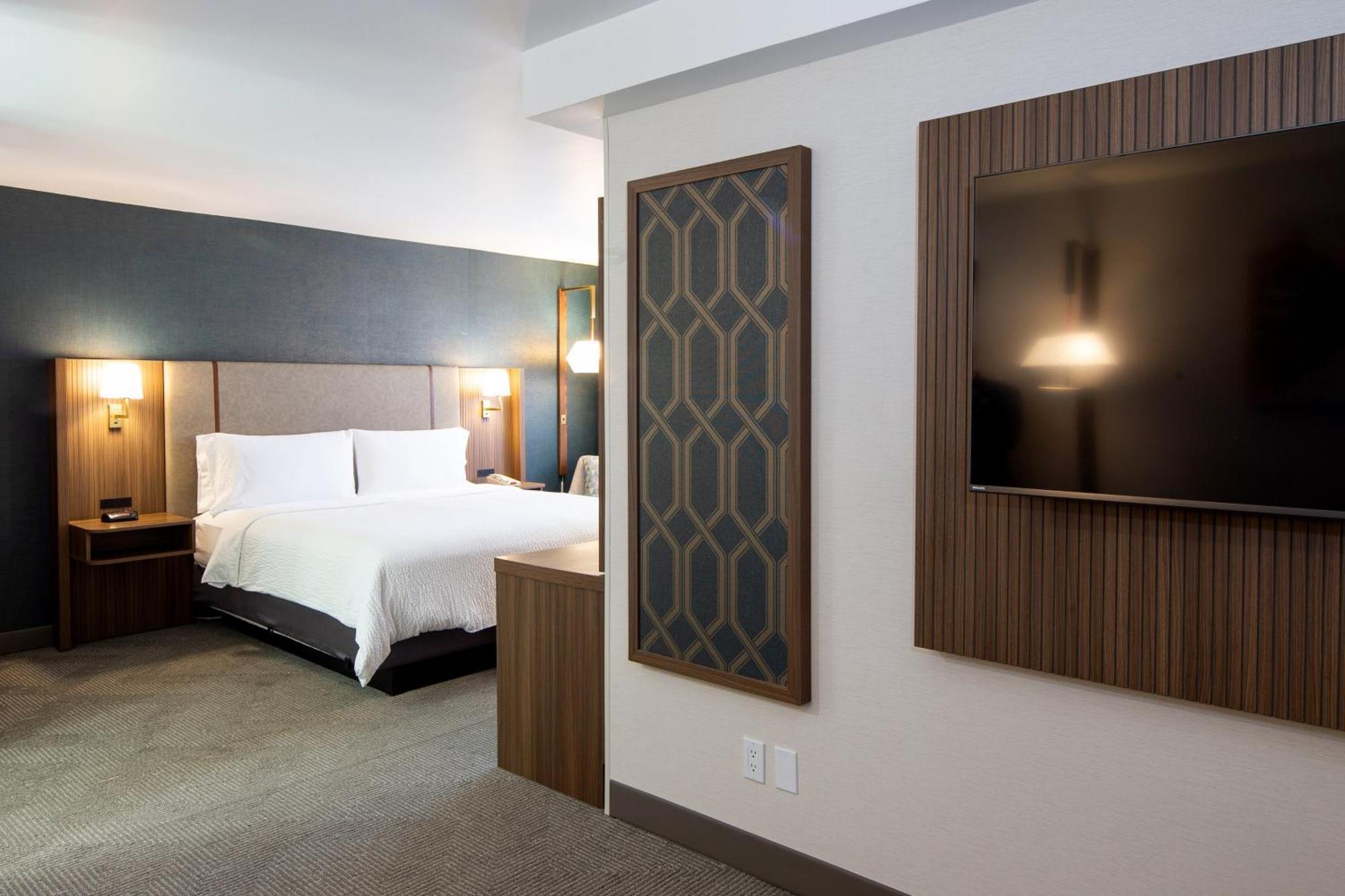 Holiday Inn Hinton By Ihg Buitenkant foto